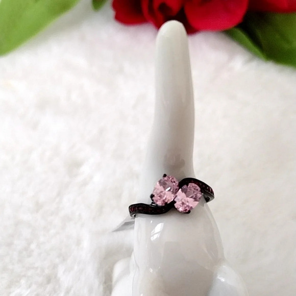 Women's Pink Stone Cocktail Ring Hypoallergenic Stainless Steel - Picture 11 of 12